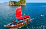 red dragon yacht